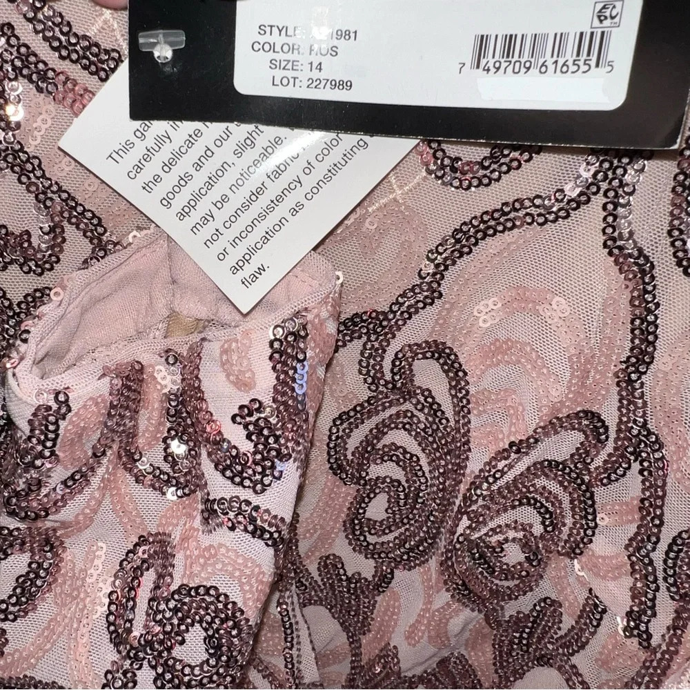 Betsy & Adam formal dress with a A-line Silhouette new with tags 14 Rose Gold - Picture 10 of 10